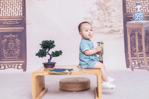 七台河孕妇尖肚子和圆肚子